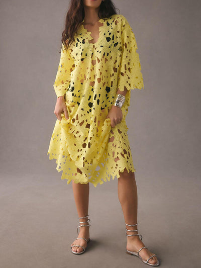 Raquel - Vestido midi de manga larga con ojales florales