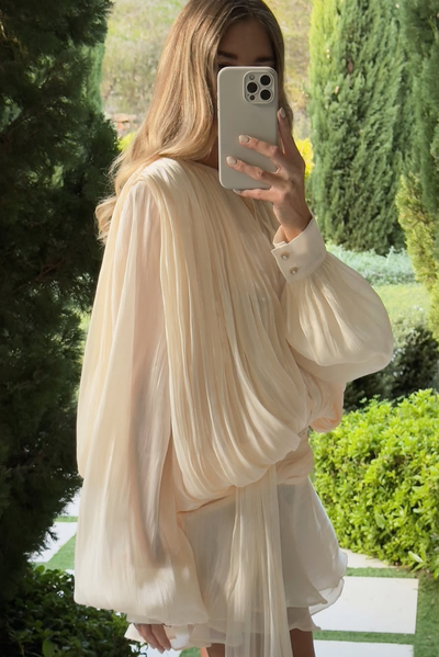 Mikai - Elegante minivestido drapeado con volantes