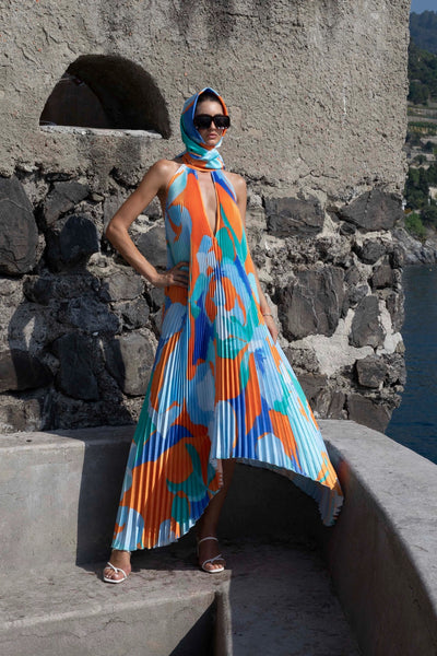 Shalia - Vestido largo plisado con cuello halter sensual