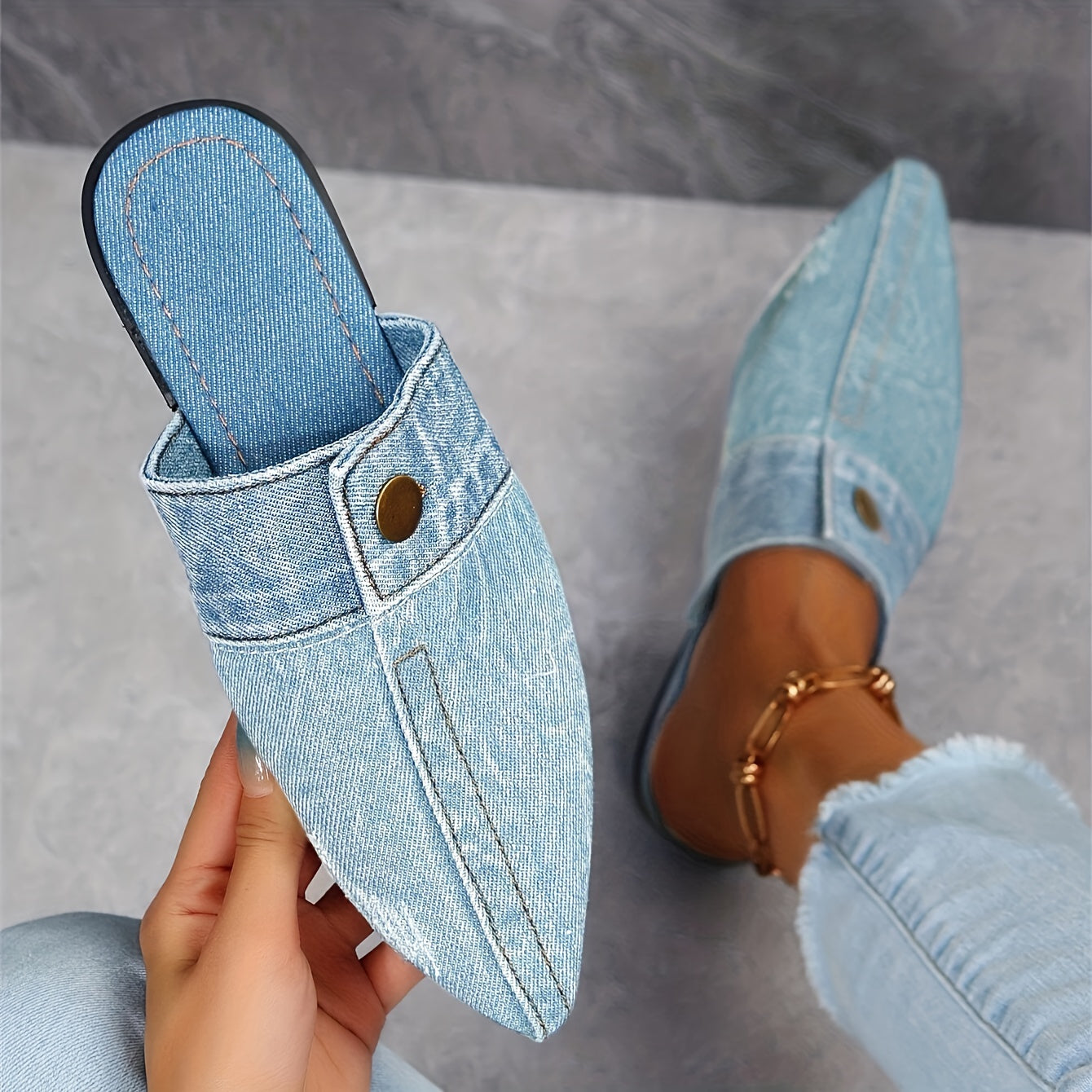 Ashby - Mules planos de mezclilla elegantes y sencillos